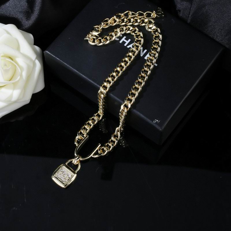 Chanel Necklace 03yxs263 (5)