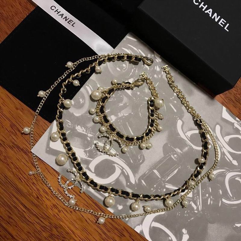 Chanel Necklace 03yxs280 (4)