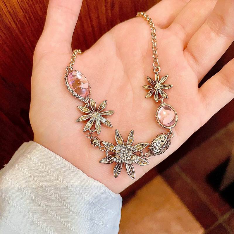 Chanel Necklace 03yxs362 (6)