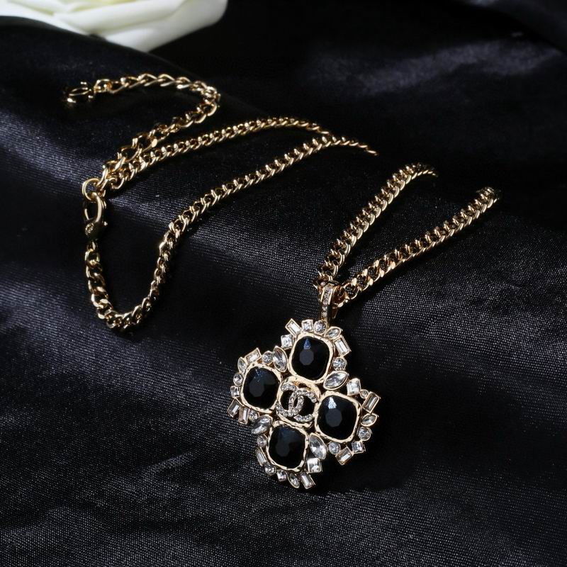 Chanel Necklace 04yxs13 (6)