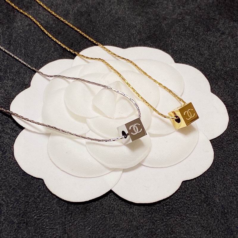 Chanel Necklace 04yxs26 (6)