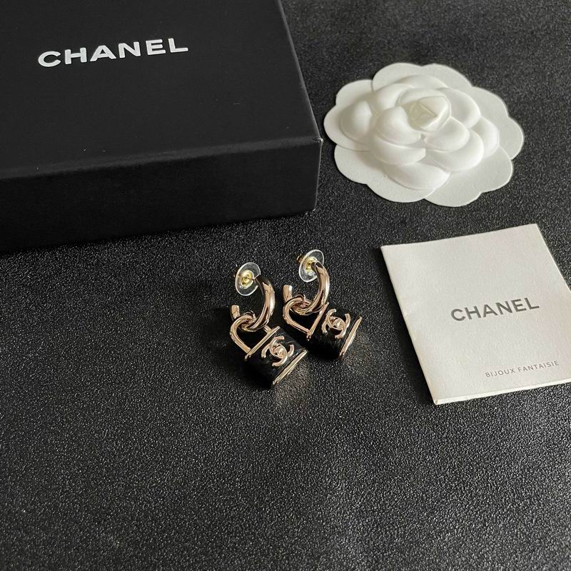 Chanel Suits 02yxs02 (8)