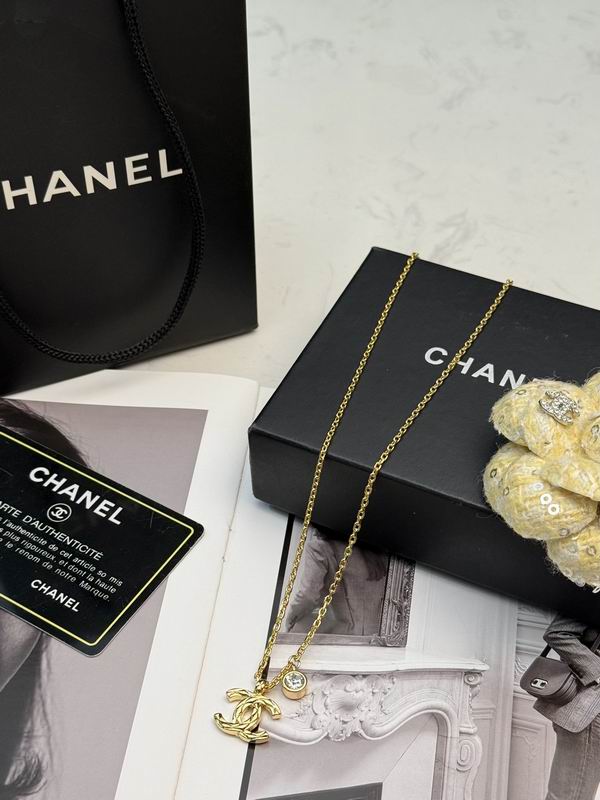 Chanel Suits 02yxs08 (12)
