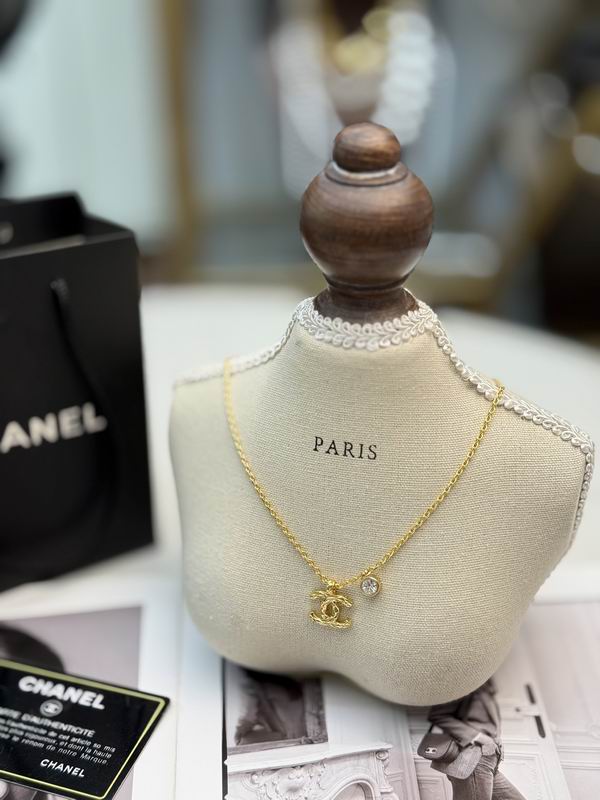 Chanel Suits 02yxs08 (6)
