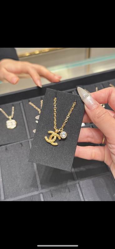 Chanel Suits 02yxs08 (9)