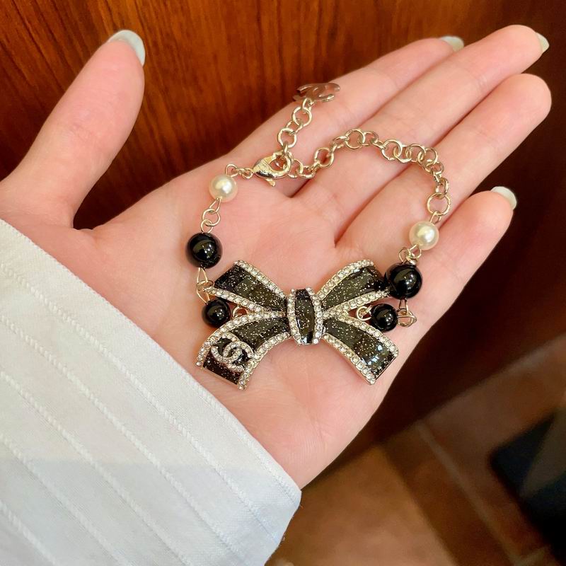 Chanel Suits 03yxs16 (16)
