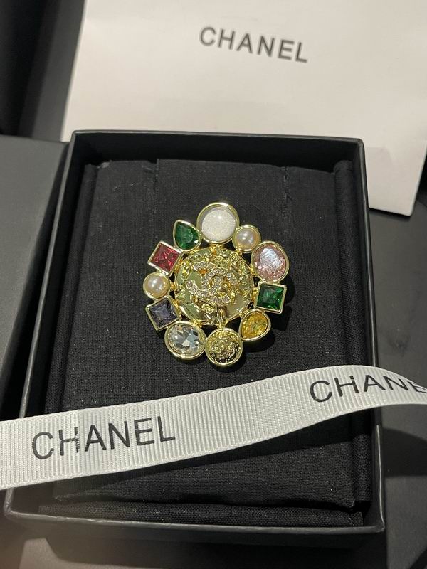 Chanel Suits 03yxs18 (1)