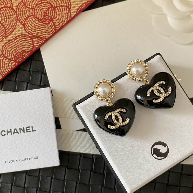 Chanel Suits 03yxs19 (5)