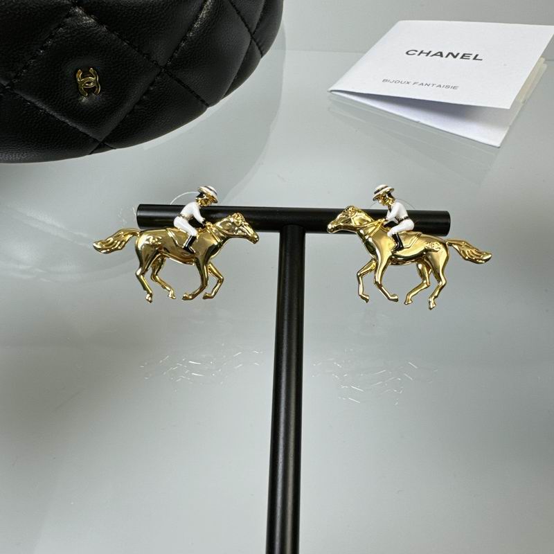 Chanel Suits 03yxs23 (8)