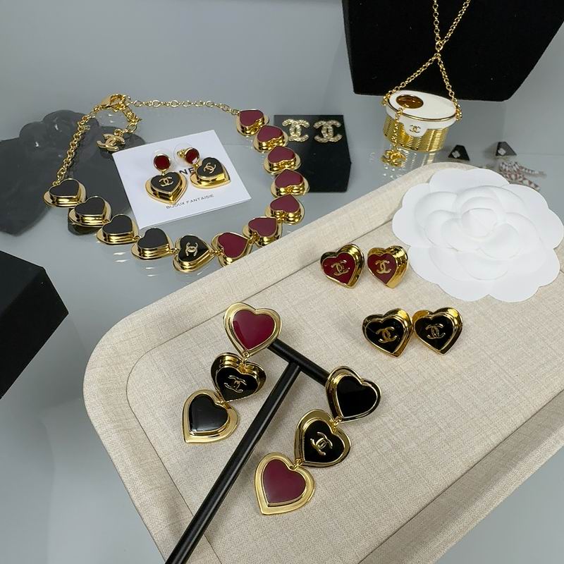 Chanel Suits 03yxs25 (22)