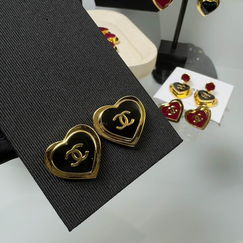 Chanel Suits 03yxs25 (9)