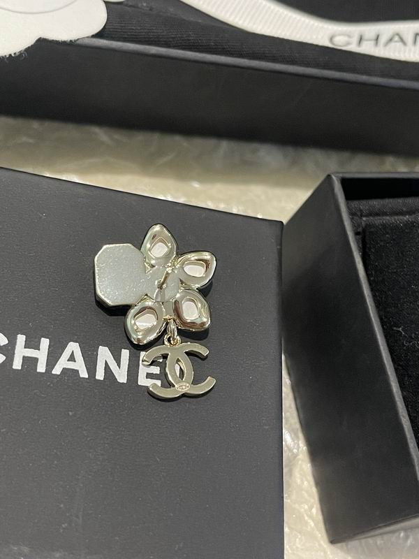 Chanel Suits 03yxs26 (14)