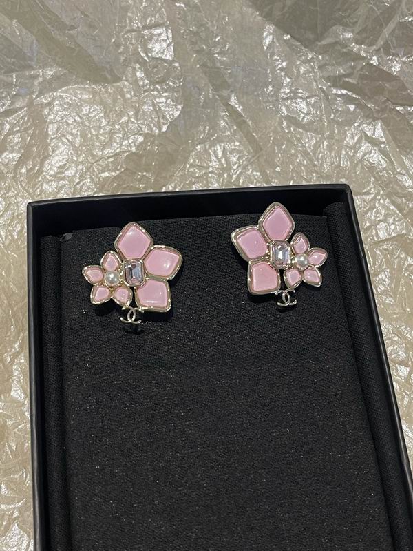 Chanel Suits 03yxs26 (15)