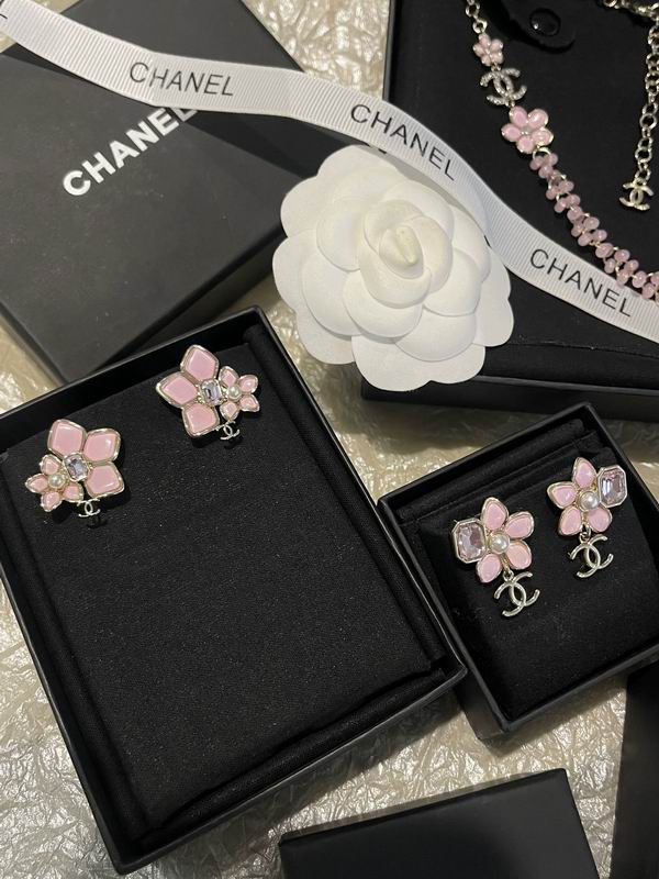 Chanel Suits 03yxs26 (19)