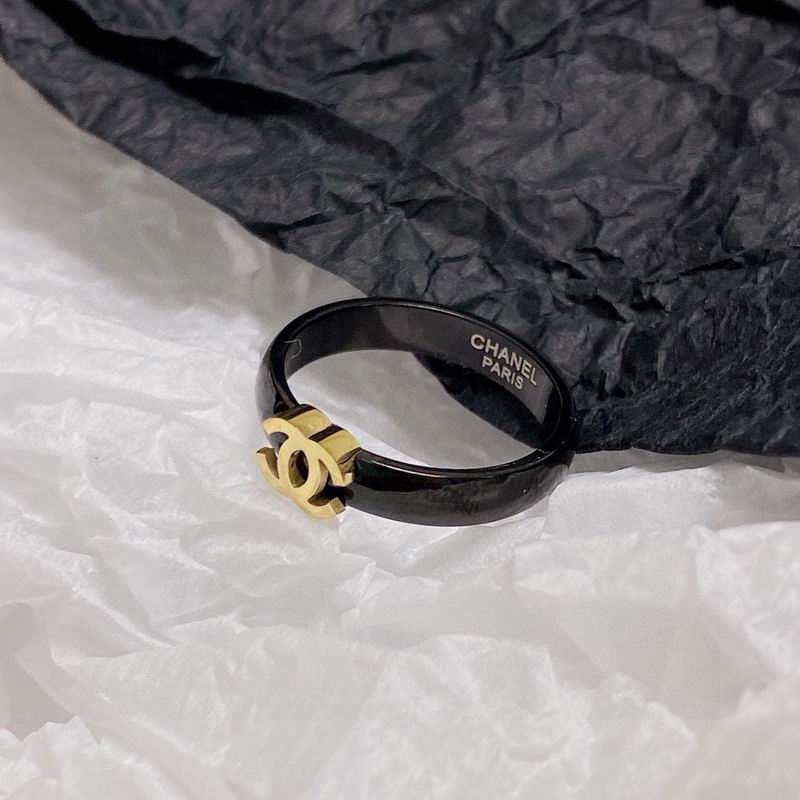 Chanel Suits 04yxs49 (6)