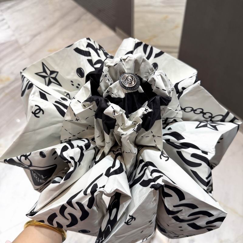 Chanel Umbrella (674)