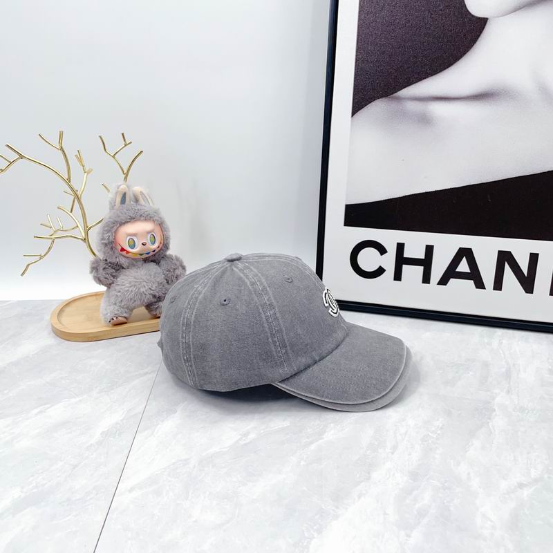 Chanel cap dx (405)