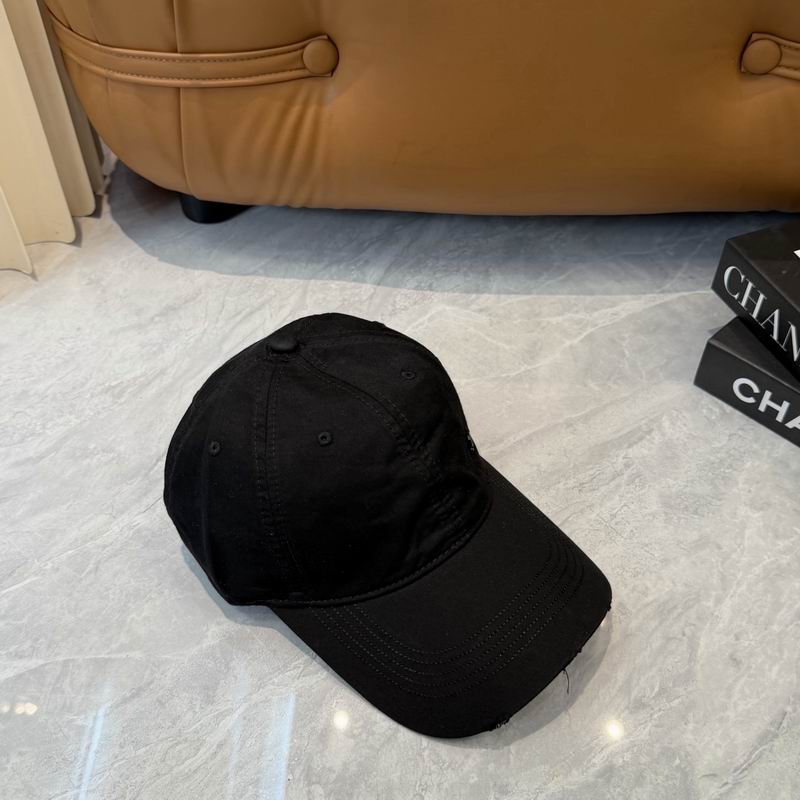 Chanel cap dx (6011)