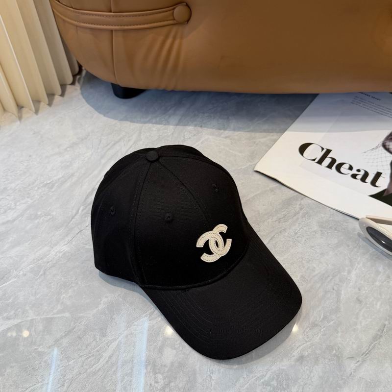 Chanel cap dx (615)