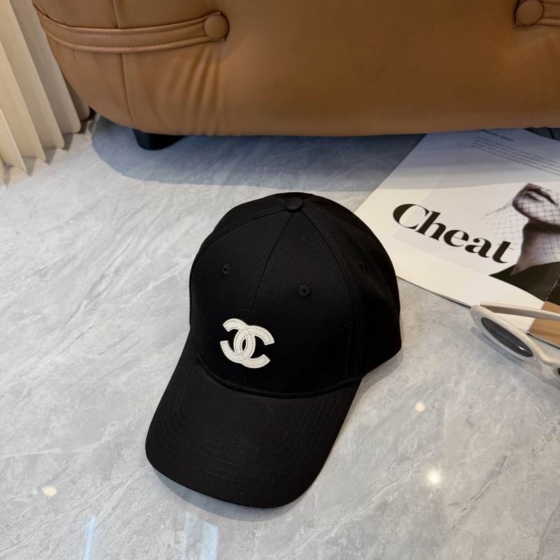 Chanel cap dx (616)