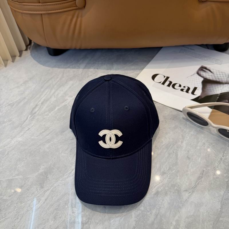 Chanel cap dx (661)
