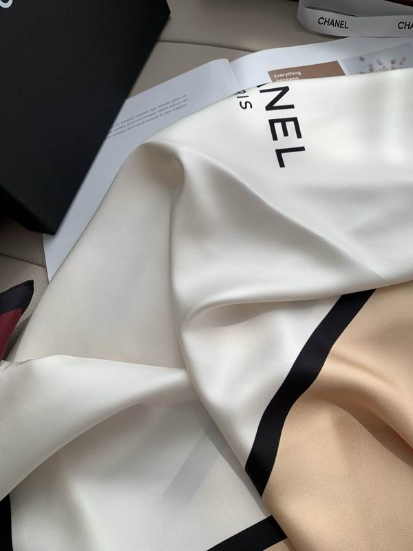 Chanel silk scarf 88.5X88.5cm E47 (1)