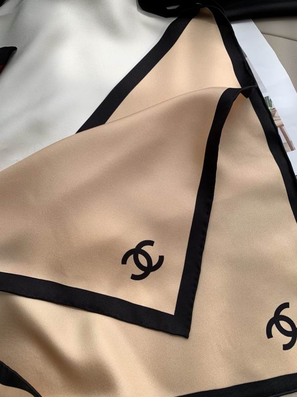 Chanel silk scarf 88.5X88.5cm E47 (2)