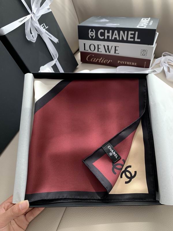 Chanel silk scarf 88.5X88.5cm E47 (3)