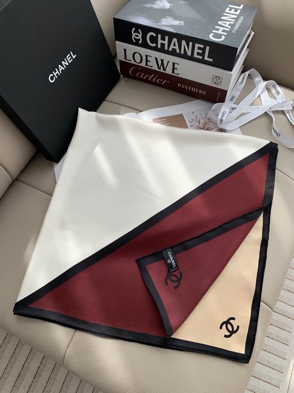 Chanel silk scarf 88.5X88.5cm E47 (6)