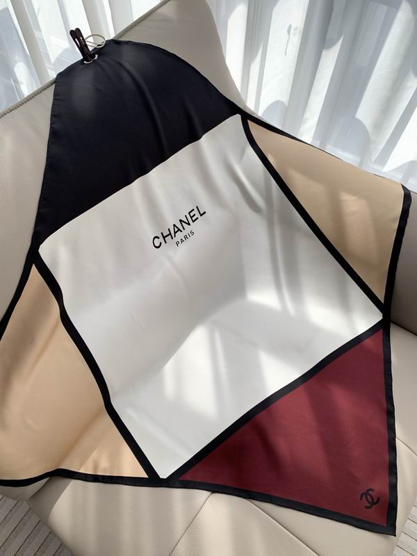 Chanel silk scarf 88.5X88.5cm E47 (7)