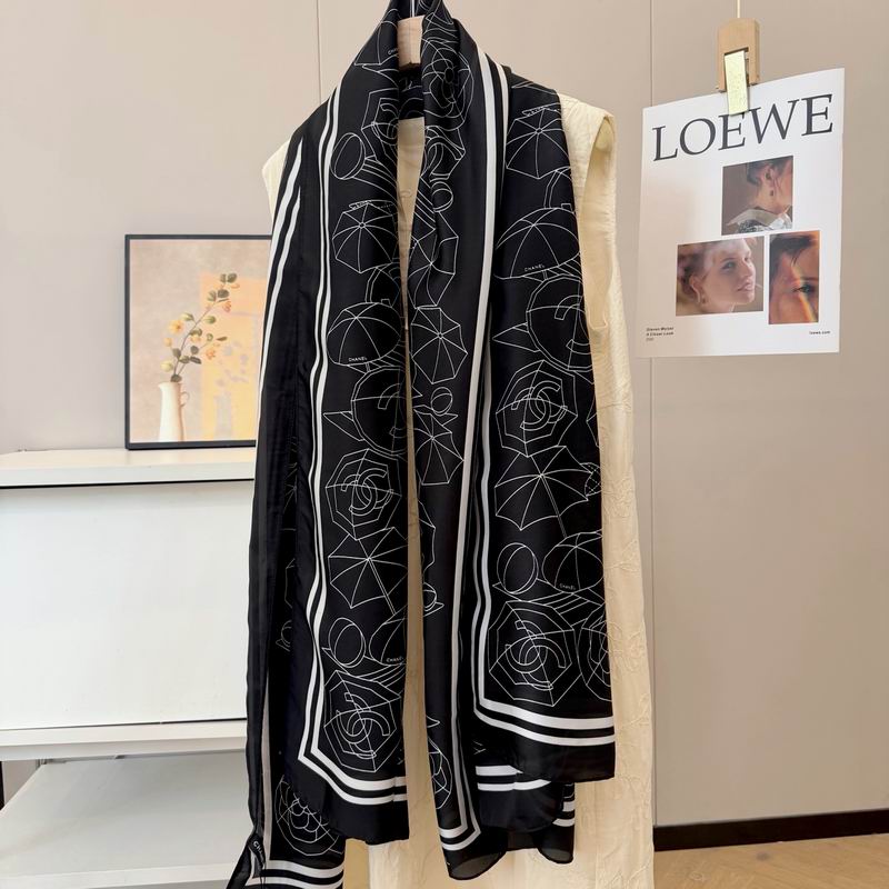 Chanel silk scarf 90-180cm E48 (19)