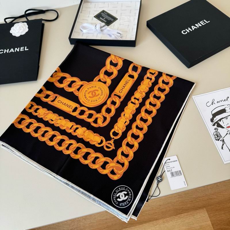 Chanel silk scarf 90X90cm E13 (19)