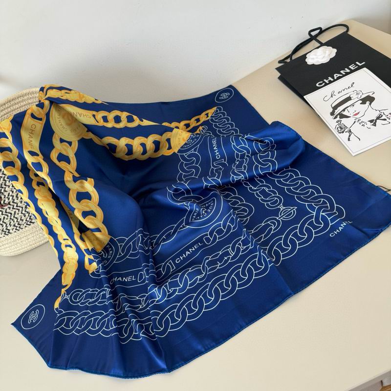 Chanel silk scarf 90X90cm E13 (6)