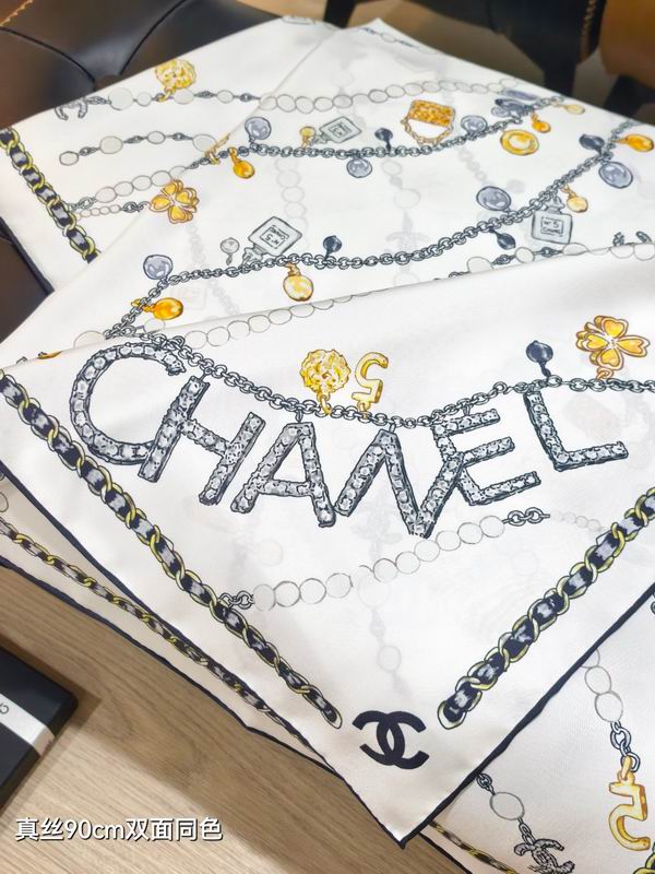 Chanel silk scarf 90X90cm E30 (6)