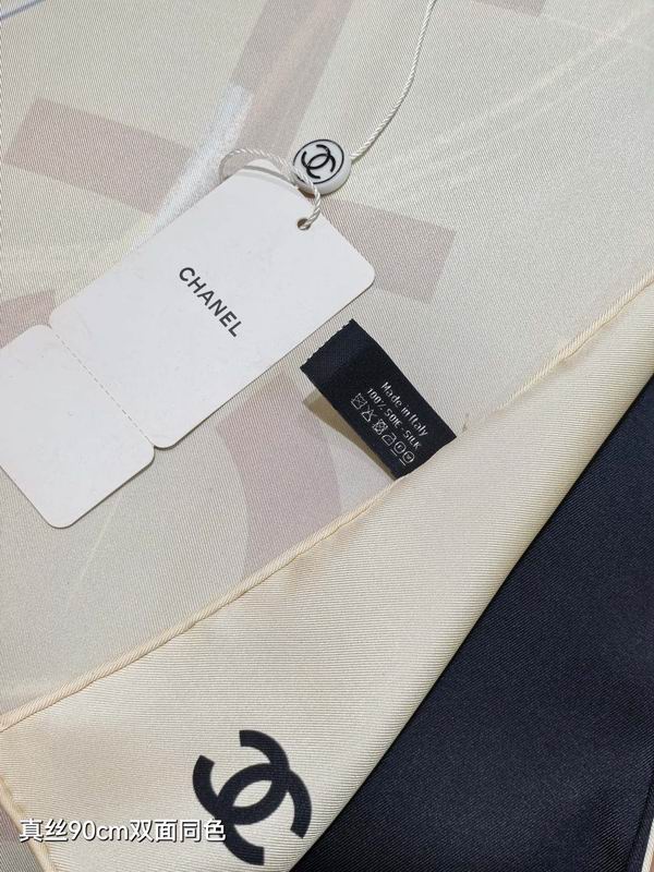 Chanel silk scarf 90X90cm E49 (4)