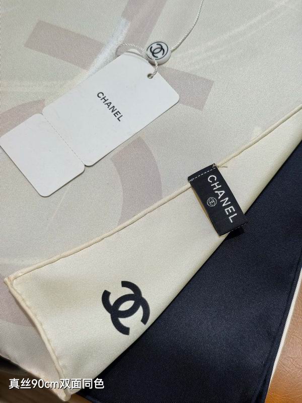 Chanel silk scarf 90X90cm E49 (5)