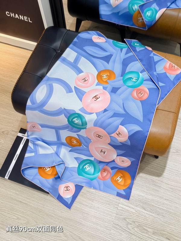 Chanel silk scarf 90X90cm E50 (16)