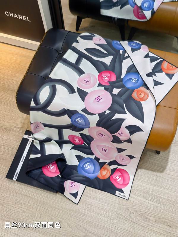 Chanel silk scarf 90X90cm E50 (7)
