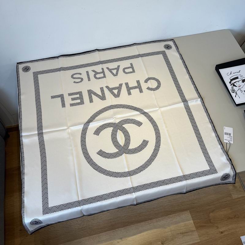 Chanel silk scarf hm (21)