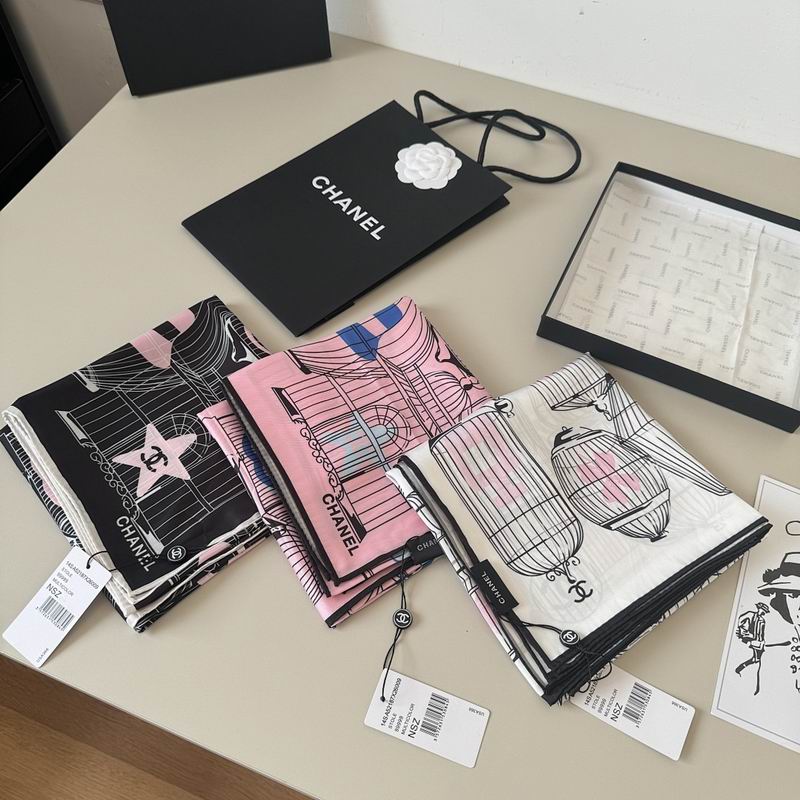 Chanel silk scarf hm (210)