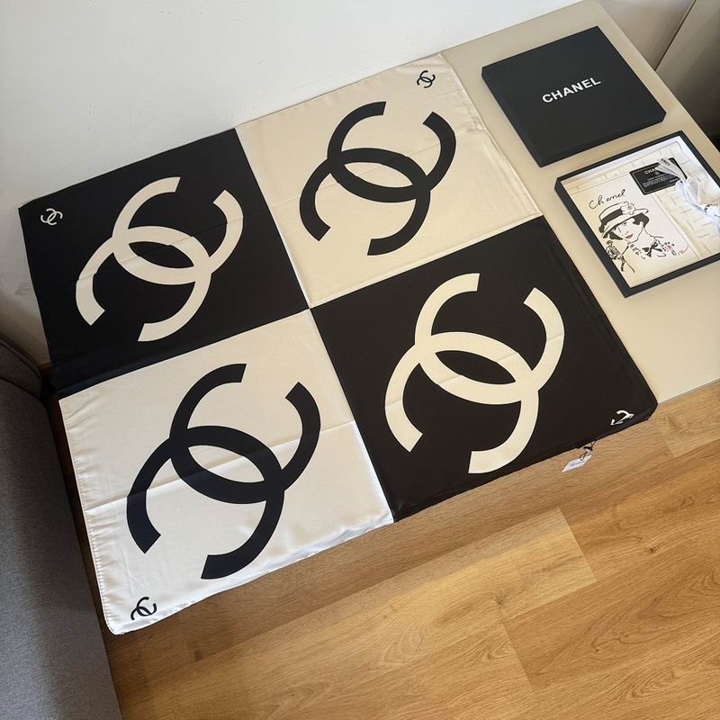 Chanel silk scarf hm (27)
