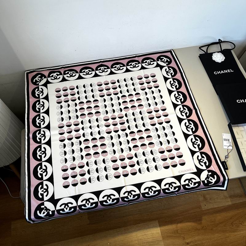 Chanel silk scarf hm (312)