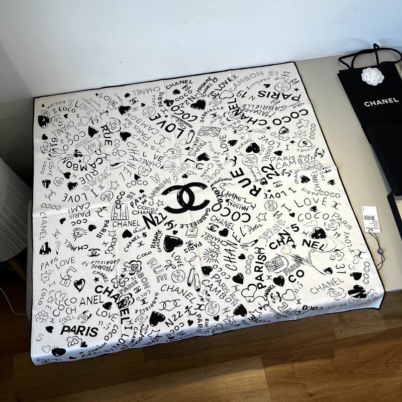 Chanel silk scarf hm (316)