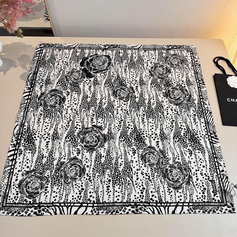 Chanel silk scarf hm (372)