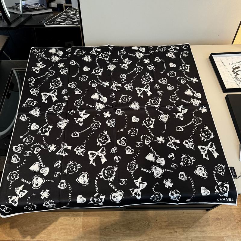 Chanel silk scarf hm (399)