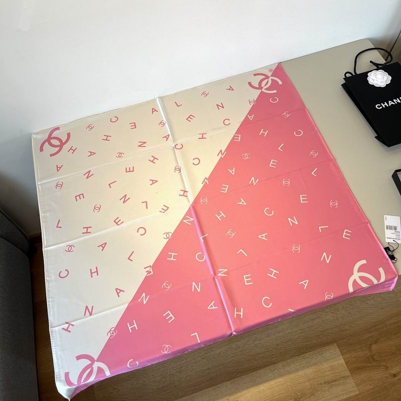 Chanel silk scarf hm (4)