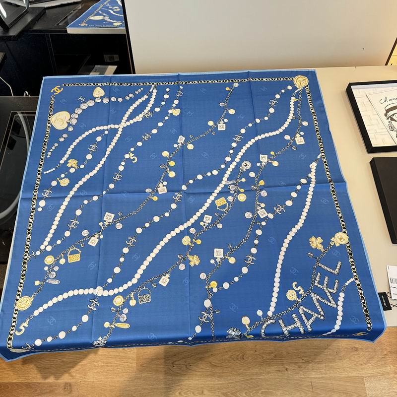 Chanel silk scarf hm (412)