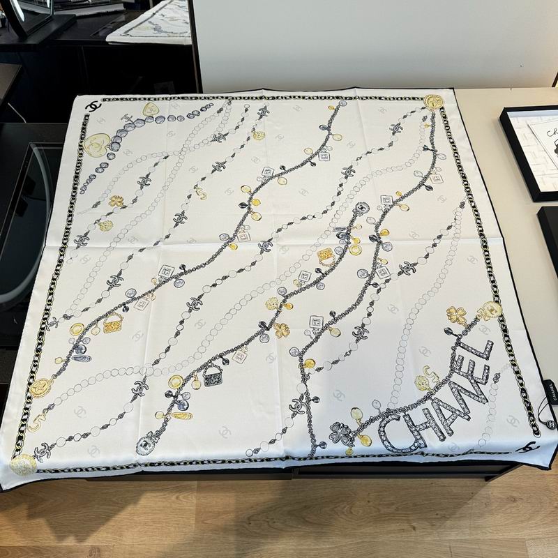 Chanel silk scarf hm (415)