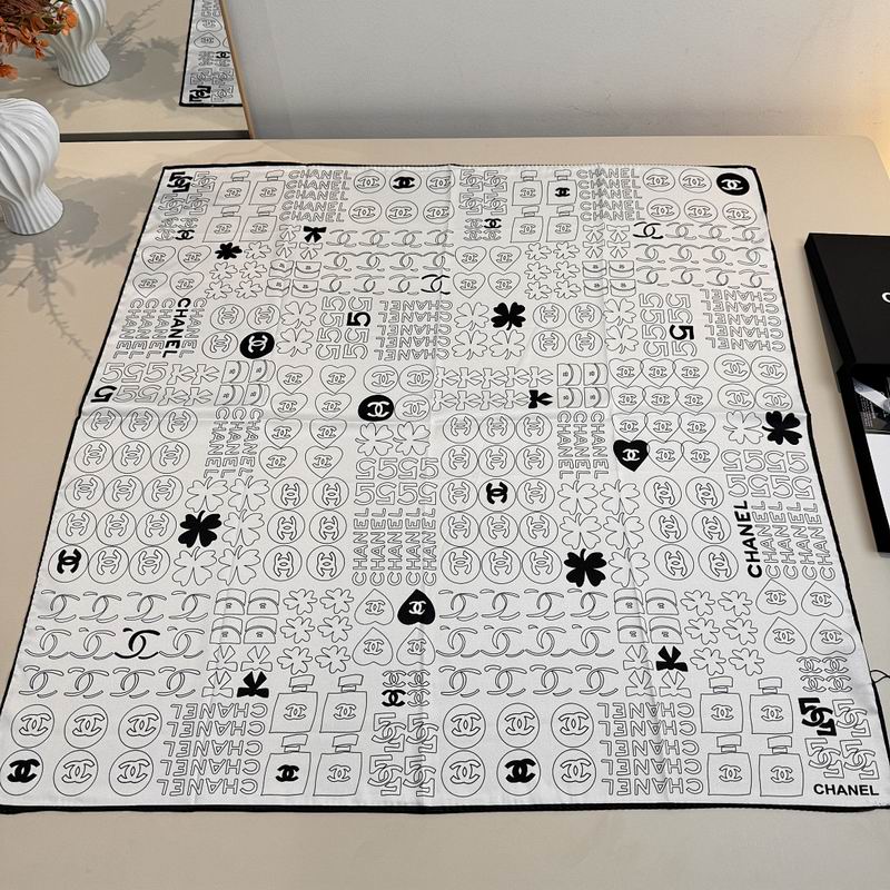 Chanel silk scarf hm (449)