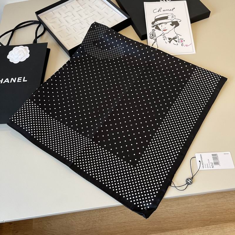 Chanel silk scarf hm (89)